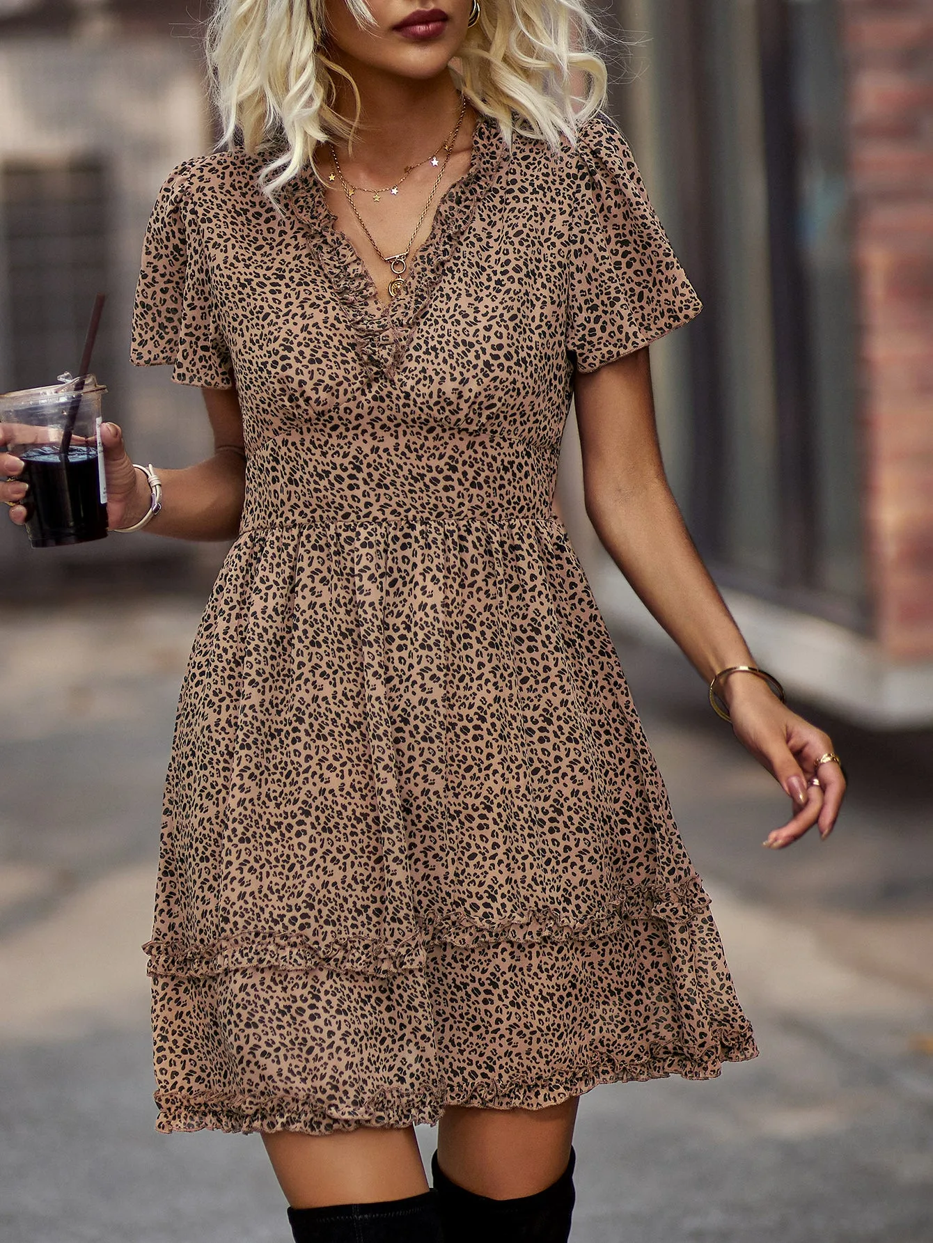 Chic and Seductive Commute Dress