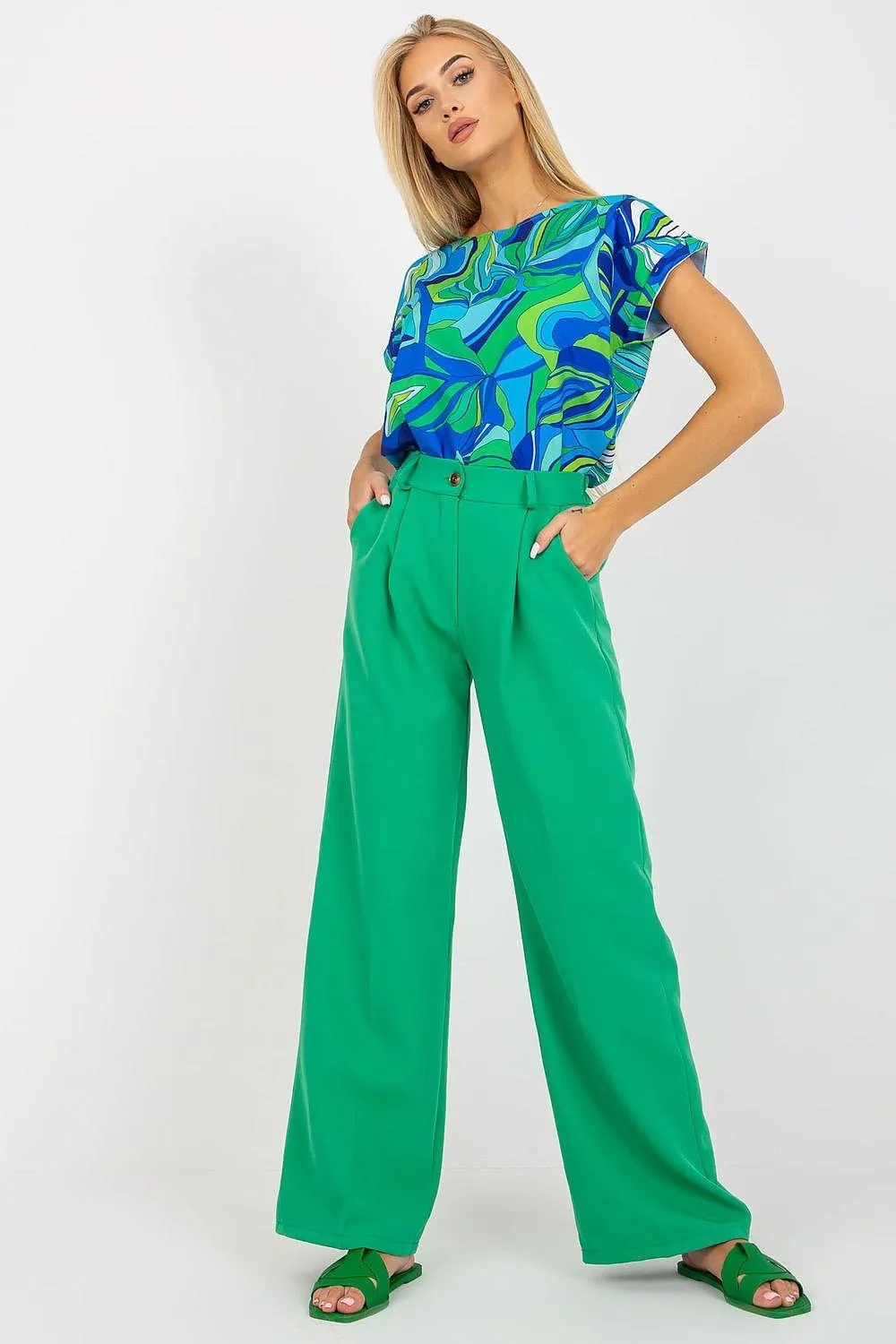 Elegant High-Waisted Pleated Trousers by Italian Moda